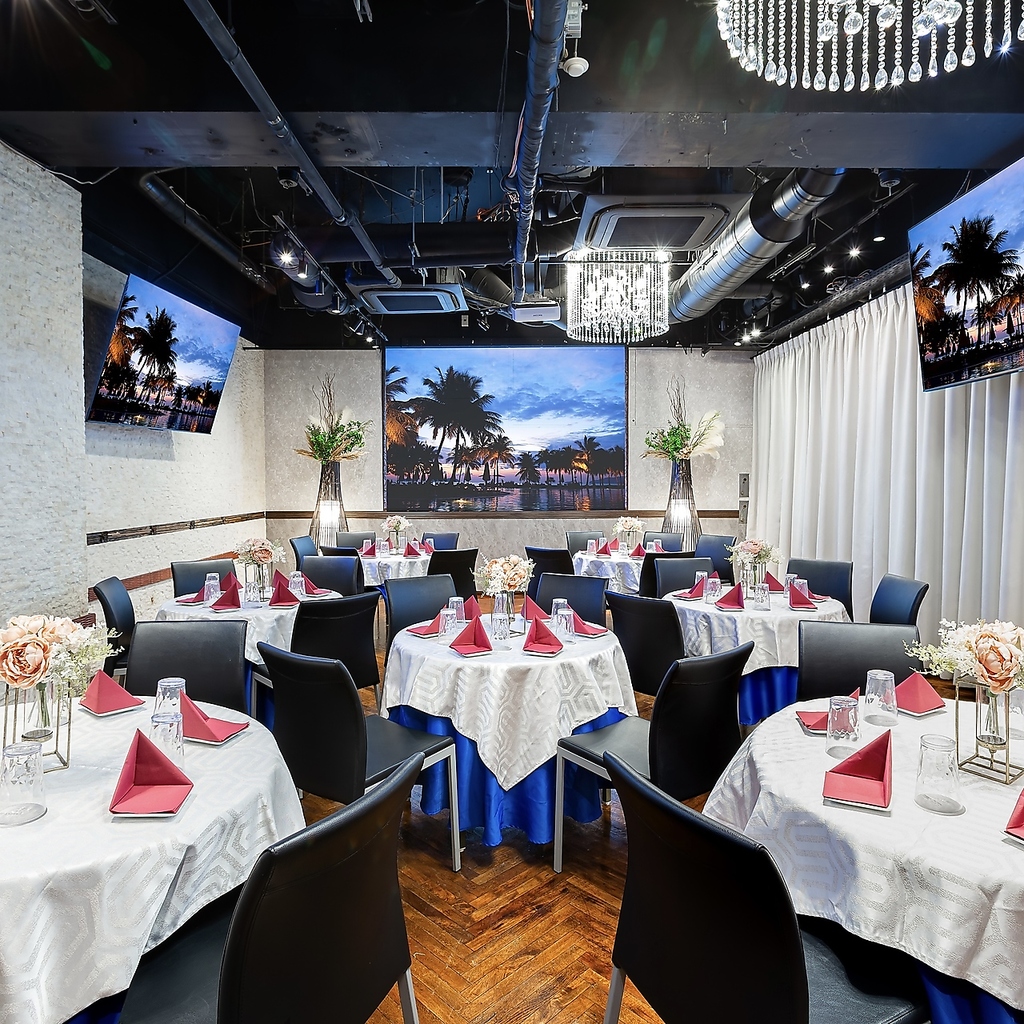 40名様に最適！地下1階貸切パーティールーム ”ガムランボール”