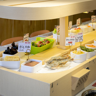 回転式火鍋店！豊富な種類の火鍋用食材が回ってきます♪