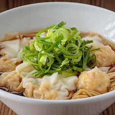 特製醤油ワンタン麺