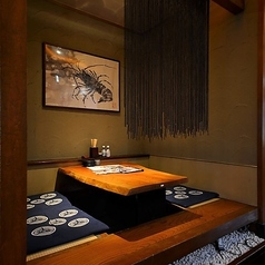 靴を脱いでゆったりとお寛ぎいただけます。