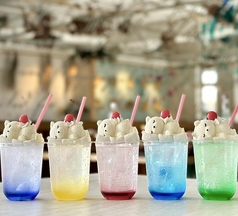 居眠りベアのクリームソーダ