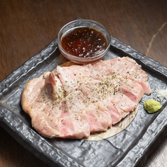ぐんま麦豚のロゼ色ステーキ 100g
