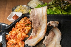 韓国料理 ホムロンの写真