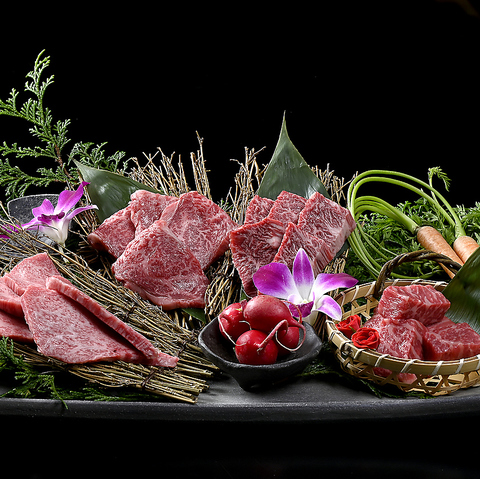 当店は松阪牛を一頭買いしており、今までにない最高の焼肉をお届けいたします！