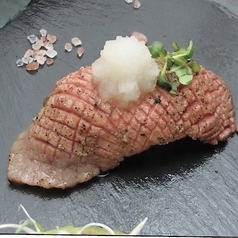 牛タン炙り寿司