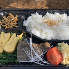 煮魚弁当