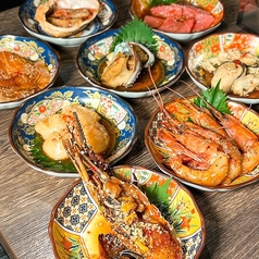肉の鮮度と盛り付けにとことんこだわり抜いた逸品を