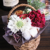 【サプライズ×花束】色々な方に特別な一日をお過ごしいただくために・・・お料理での演出の他に、花束のご用意も承っております。色見やお花の種類にご要望ございましたらご遠慮なくお問合せ下さい♪