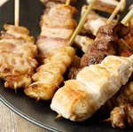 一つひとつがボリューム満点で、ジュワッと広がる美味しさが堪らない焼鳥！