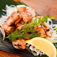 【昼飲みに◎】炭火焼鳥をつまみに日本酒で一杯♪