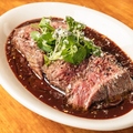 料理メニュー写真&nbsp;牛ランプグリル 赤ワインソース(120g)