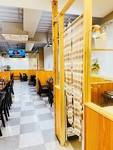 広々とした店内で仲間と楽しい時間をお過ごしください