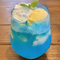 海色クリームソーダ