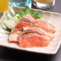 料理メニュー写真&nbsp;刺身炙りサーモン