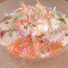 原価気にしないカルパッチョ盛りの写真