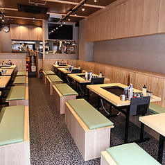 もんじゃ・鉄板焼き　団　赤羽店の雰囲気2