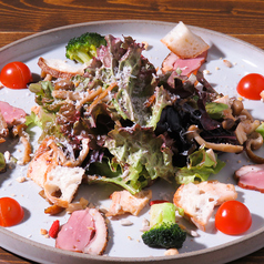 トリバルサラダ