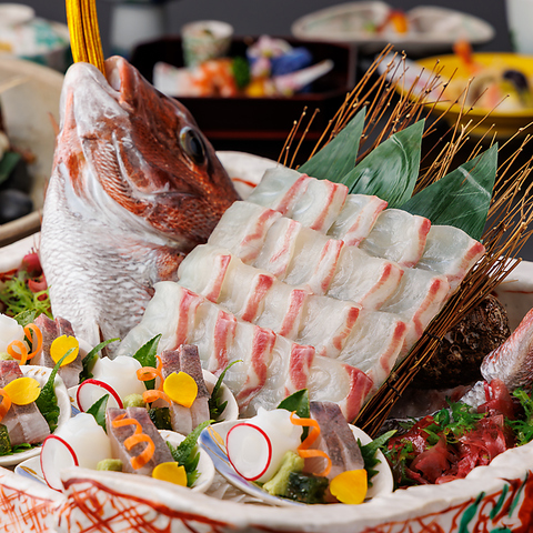 日帰り温泉も楽しめる明石の老舗旅館『人丸花壇』で新鮮な海の幸を召し上がれ♪