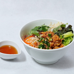 フォーだけじゃない、ベトナムの麺料理ブンをお試しあれ