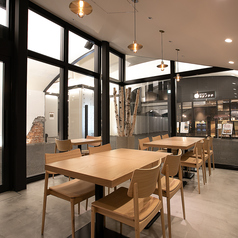 salmon atelier Hus 日比谷OKUROJIの雰囲気2