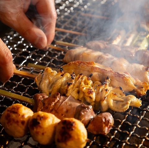 本格焼き鳥を楽しみたいなら「炭火居酒屋　ろい」にお越しください