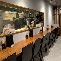 カウンター10席