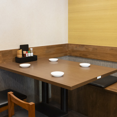◆各種飲み会やデートなどのお食事シーンでも御利用頂きやすいお席となっております◎