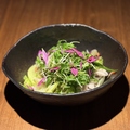 料理メニュー写真 お出汁香る温かい豚しゃぶサラダ