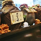 お席に座ったまま、加熱式たばこをご利用いただけます。お酒やお料理を楽しみながら、喫煙者の方も気兼ねなく過ごせる環境です。