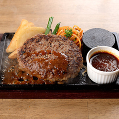 ジューシー肉汁の国産牛ハンバーグが最高。