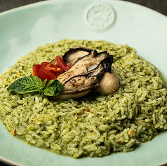 牡蠣とバジルのジェノベーゼリゾット