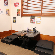 少人数でもくつろげる掘りごたつ!カップルやご友人でのご利用お待ちしております!3名での利用も可!