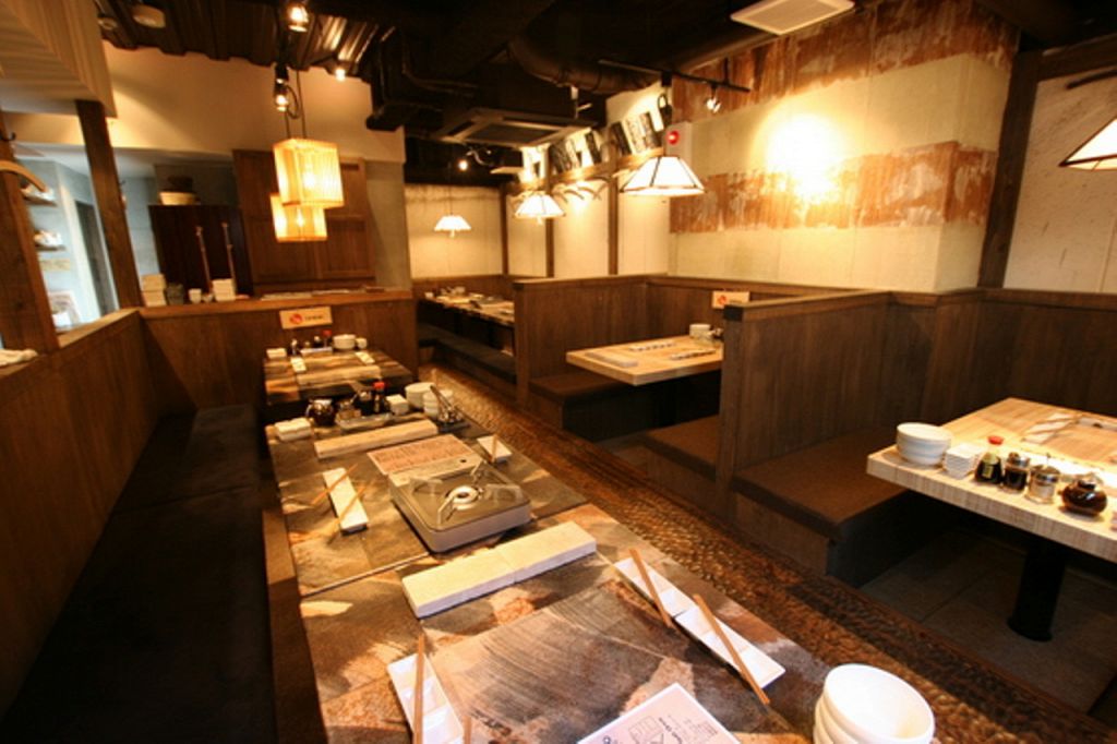 「いらっしゃいませ！」その威勢が、料理へのこだわりにも繋がっています。