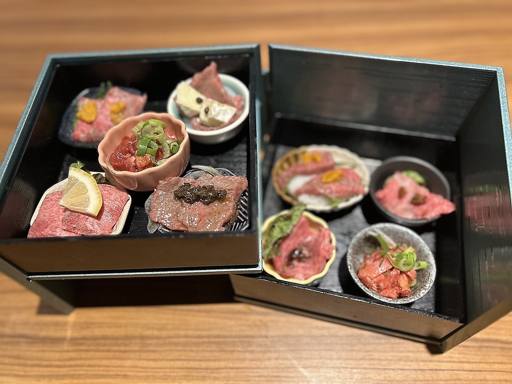 肉刺し9種盛り合わせ