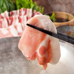 新潟のブランド豚 雪室熟成黄金豚！柔らかく、しっとりとした旨味の増した豚肉をぜひご堪能下さい。 