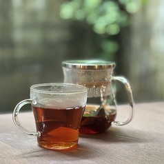 紅茶［ Hot / Ice ］