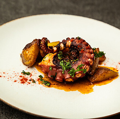 タコとじゃがいものガリシア風