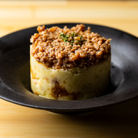 ヤキトリだけじゃない！工夫を施された創作料理◎