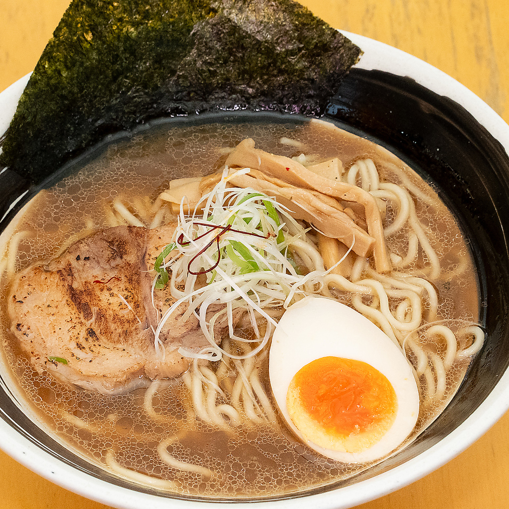 当店人気メニューのラーメンもお楽しみ下さい♪