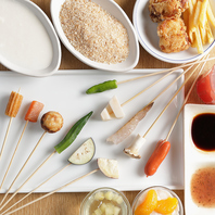 自ら揚げる体験◎揚げたて串揚げの魅力を食べ放題で満喫