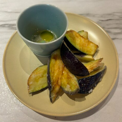 ナスの唐揚げ　しょっつるとライムドレッシング