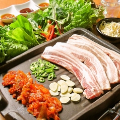 韓国料理＆もつ鍋×卓上レモンサワー　もっさむの写真1