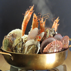 貝の白ワイン蒸し　(締めにパスタ付き)