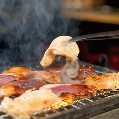 北新地の焼肉屋「どんどん」で絶品ホルモン堪能！