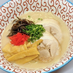中州屋台の豚骨ラーメン