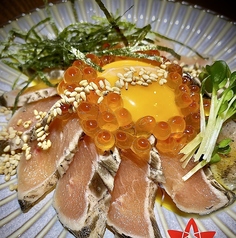 地頭鶏炙りささみイクラユッケ