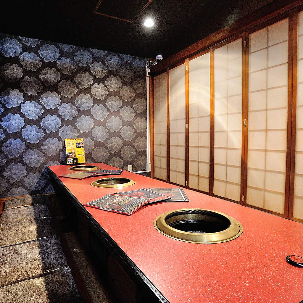 ゆったり過ごせる個室をご用意♪有名人やスポーツ選手もお忍びでご来店される隠れた名店♪