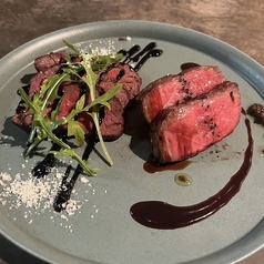 黒毛和牛と牛ハラミ肉の2種食べ比べ