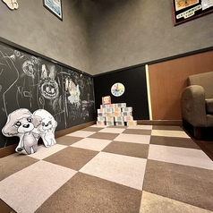 お絵描き黒板付キッズスペース