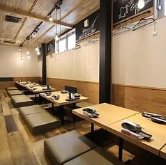 貸切 40名様以上の大規模な集まりには、貸切プランがおすすめです！最大40名様以上収容可能な掘りごたつ席エリアを、隣接の「ろく兄弟店」にて承っております◎会社全体の宴会や同窓会など、大型イベントに最適。幹事様、まずはお電話でご相談ください♪